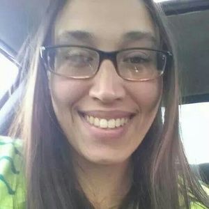 Meet your Posher, Candace