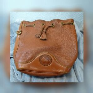 Auth Dooney & Bourke AWL bucket tote