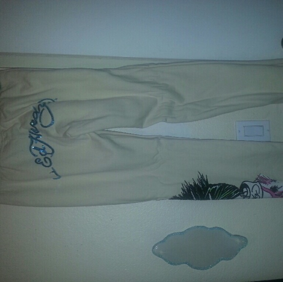 Auth ed hardy set used