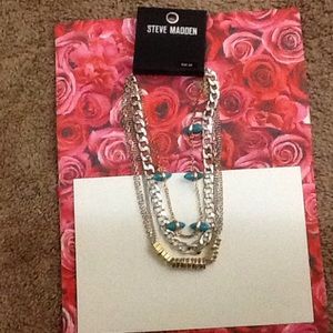 Steve Madden statement necklace