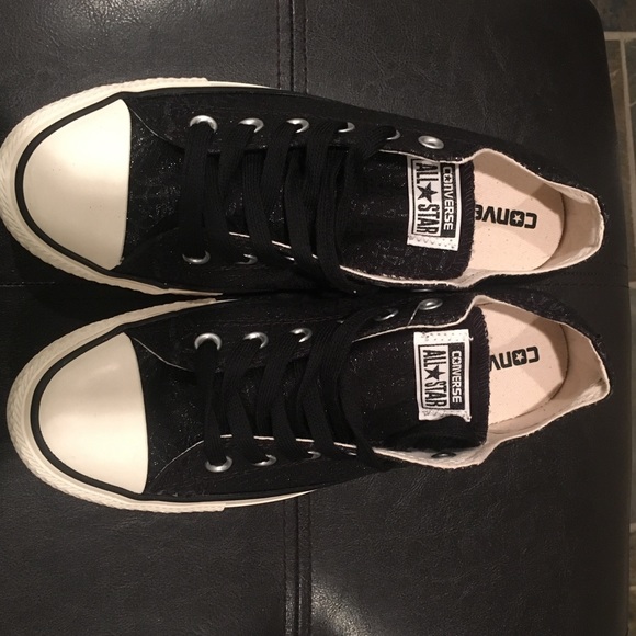 Converse sneaker