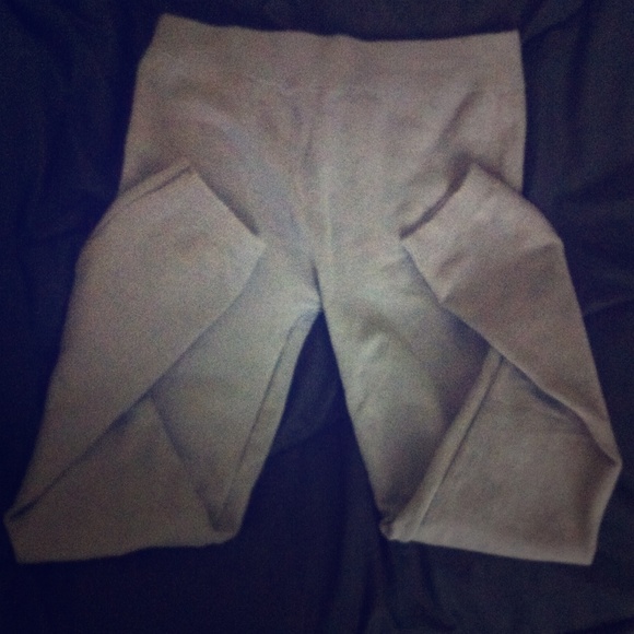 Eye Candy Warm Grey Leggings - Picture 1 of 3