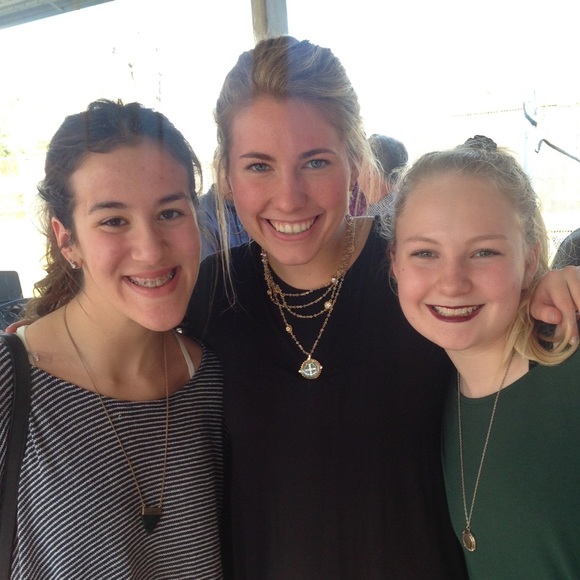 Meet your Posher, Bailey - Picture 1 of 1