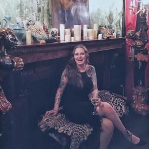 Meet your Posher, Beth