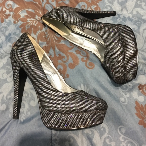 Sparkling Heels