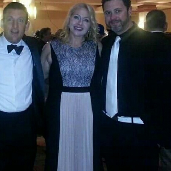 Evening Gown - Picture 3 of 4