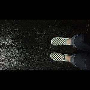 Meet your Posher, Dahlia