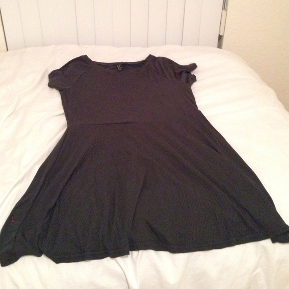 Forever 21 Skater dress NWOT