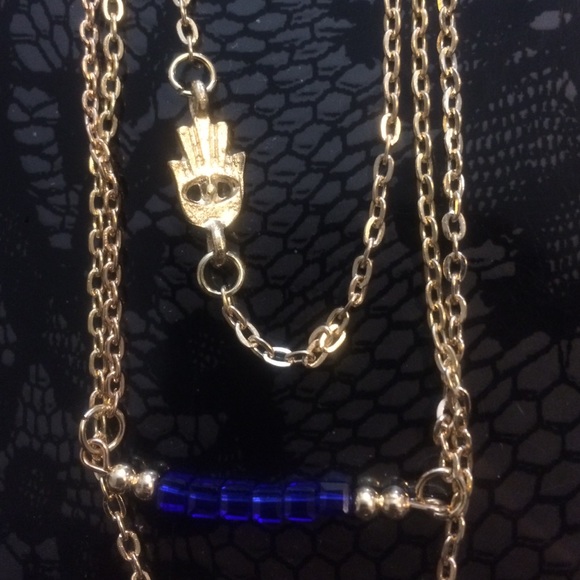 Layered Necklace - Picture 3 of 3