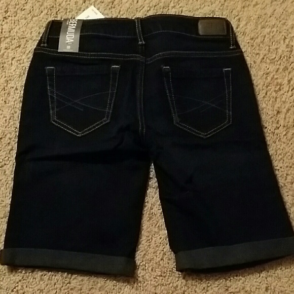 Aeropostale Bermuda shorts - Picture 2 of 2