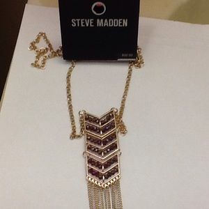Steve Madden necklace