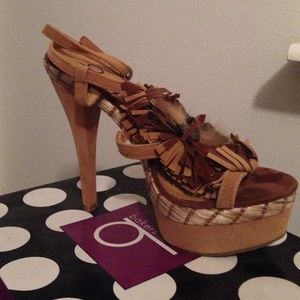 Heeled platform sandals