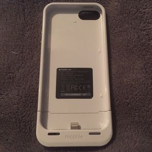 Mophie Charging case for IPhone 5/5S
