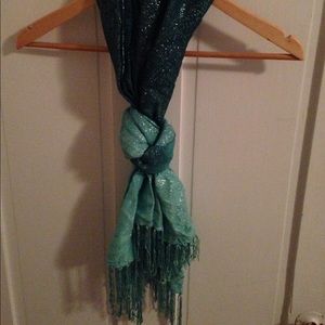 Green glitter scarf