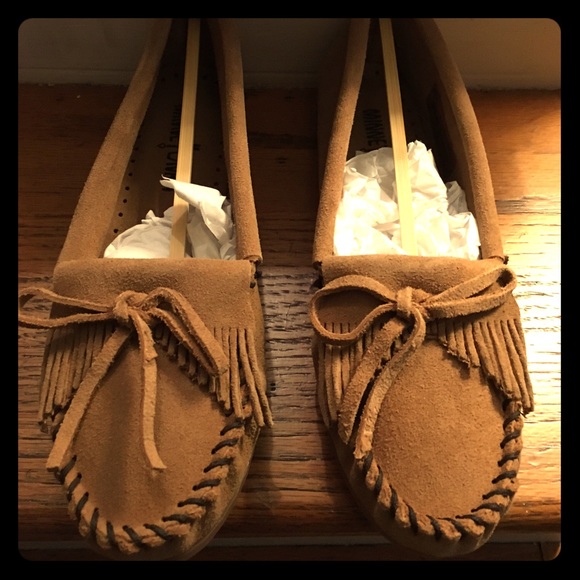 Minnetonka kilty moccasins
