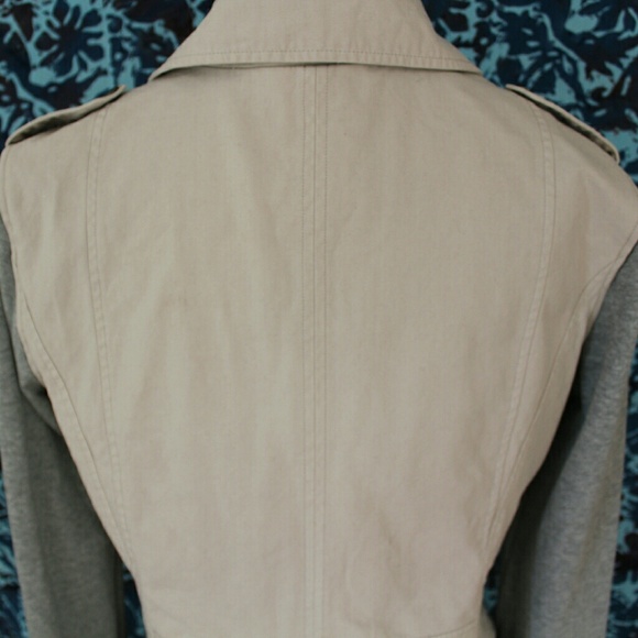Moonbeam Jacket - Picture 2 of 4