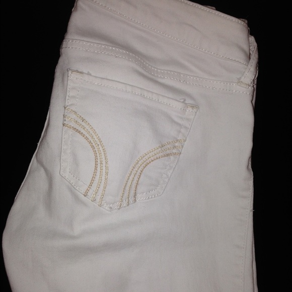 White skinny jeans