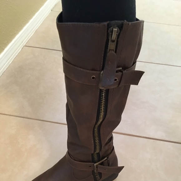 Double Sided Zipper Boots - Picture 4 of 6