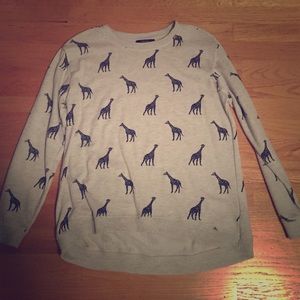 Forever 21 giraffe gray sweater