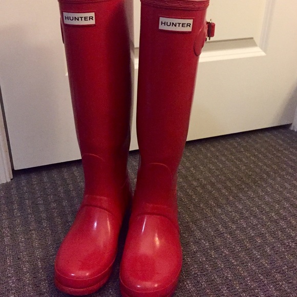 Hunter Shoes - Red Gloss Hunter Rain Boots W8/M7