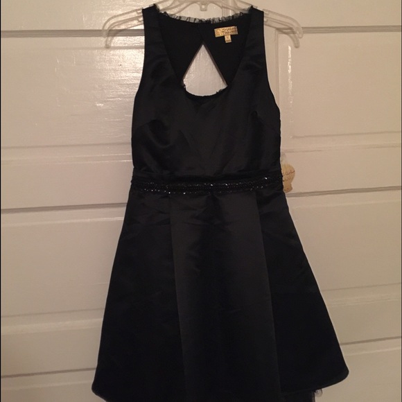 Vera Wang Princess Little Black Dress