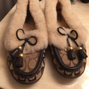 Coach Fiona slipper size 8. Like new! Worn once.