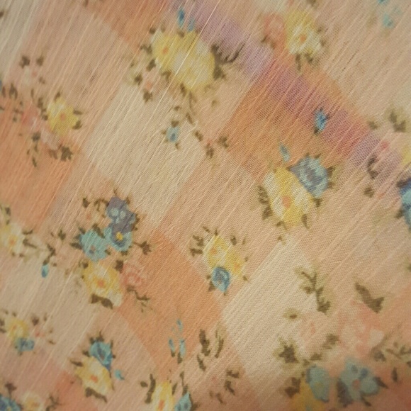 Shear button up - Picture 2 of 3