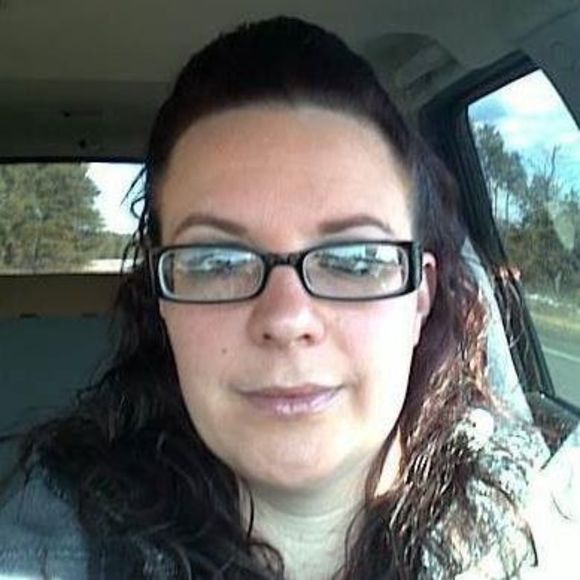 Meet your Posher, Jennifer - Picture 1 of 1