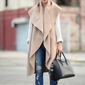 Beige Oversized Lapel Sleeveless Vest NEW