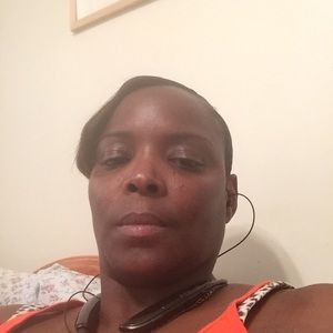 Meet your Posher, Charlene