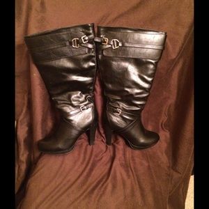 Black knee high boots - Wide Calf