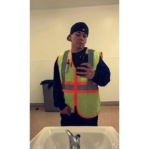 Meet your Posher, Josue