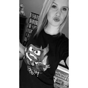 Meet your Posher, Mickalea