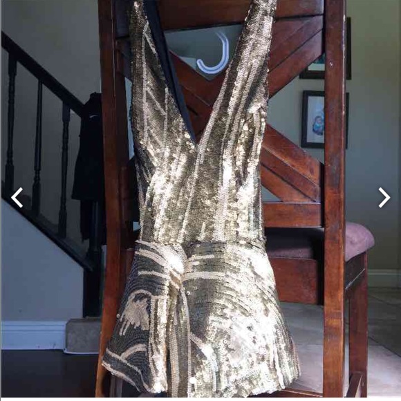 Bebe sequence peplum top like new