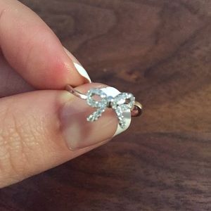 Bow ring size 6. SOLD