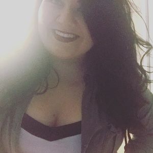 Meet your Posher, Makayla