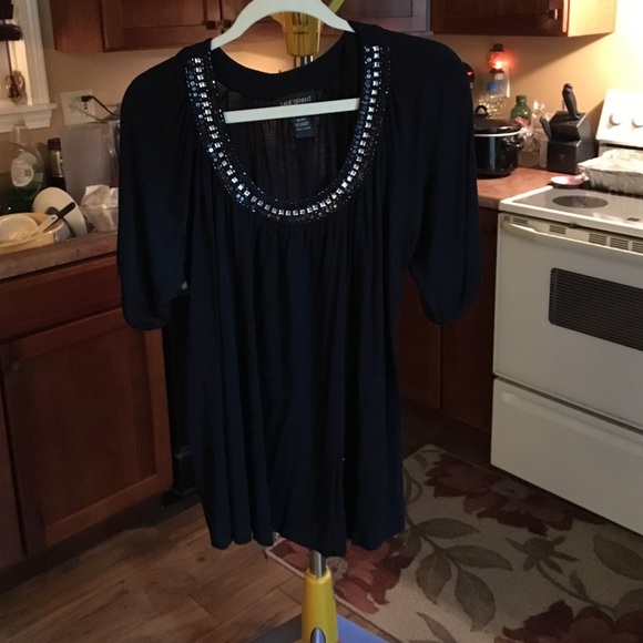 black shirt