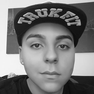 Meet your Posher, Luis