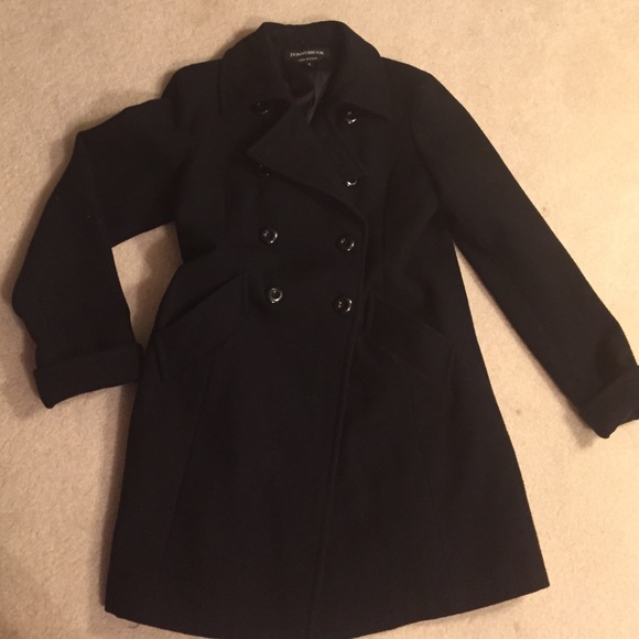 Warm and pretty outerwear jacket. dress or casual.