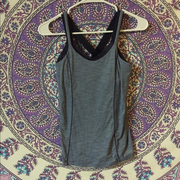 Lululemon tank top