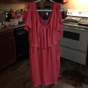 this is an orange-peachy dress with pockets!!