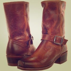 FRYE Cavalry Strap Boot 8L 8.5 Cognac NEW w/ box
