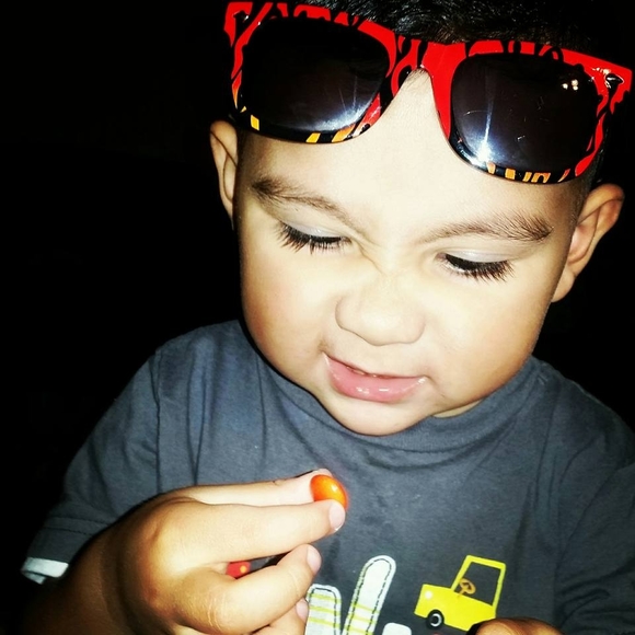 Meet your Posher, Juan - Picture 1 of 1