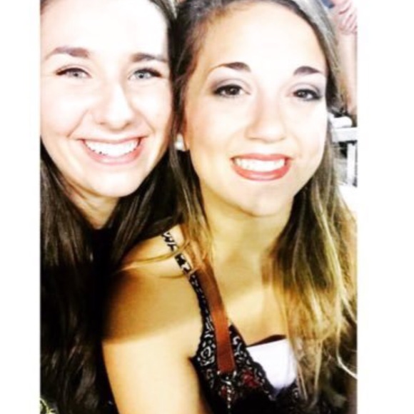 Meet your Posher, Bailee