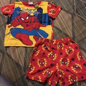 Toddler boys size 5T pajamas