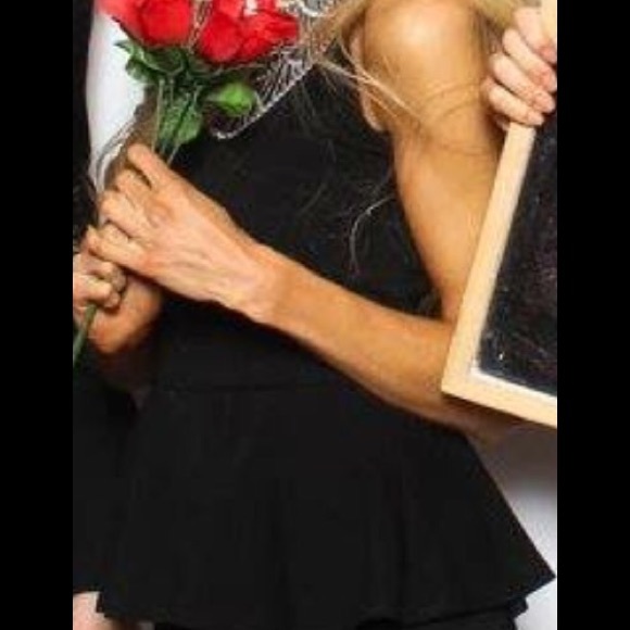 Black Party Dress - Picture 4 of 4