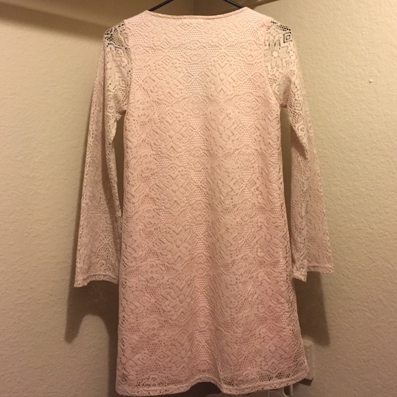 Pink Lace Mini - Picture 4 of 4