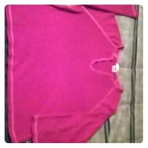 Red Old Navy shirt 3/4 sleeves