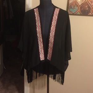 Black top with pattern design and fringe!