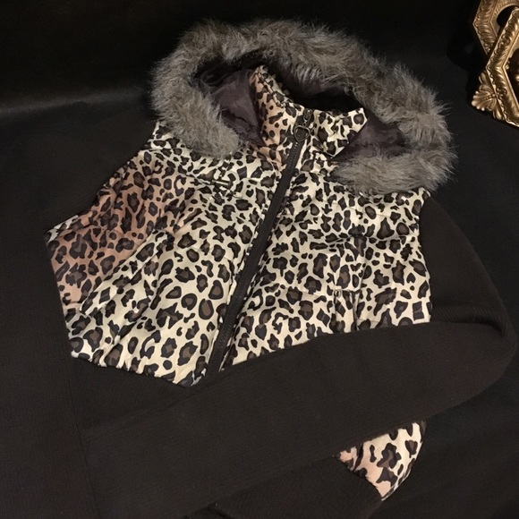 Leopard puffer jacket with fur - Picture 1 of 3